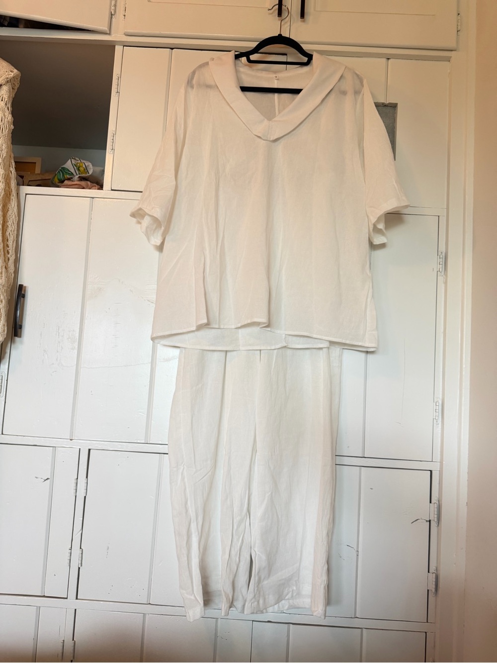 Relaxed White Linen 100% CottonTwo-Piece Set - Picture 3 of 6